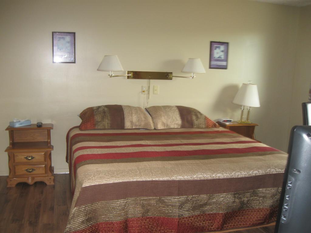 Motel De La Pointe Aux Bouleaux Baie-Sainte-Catherine Exteriér fotografie