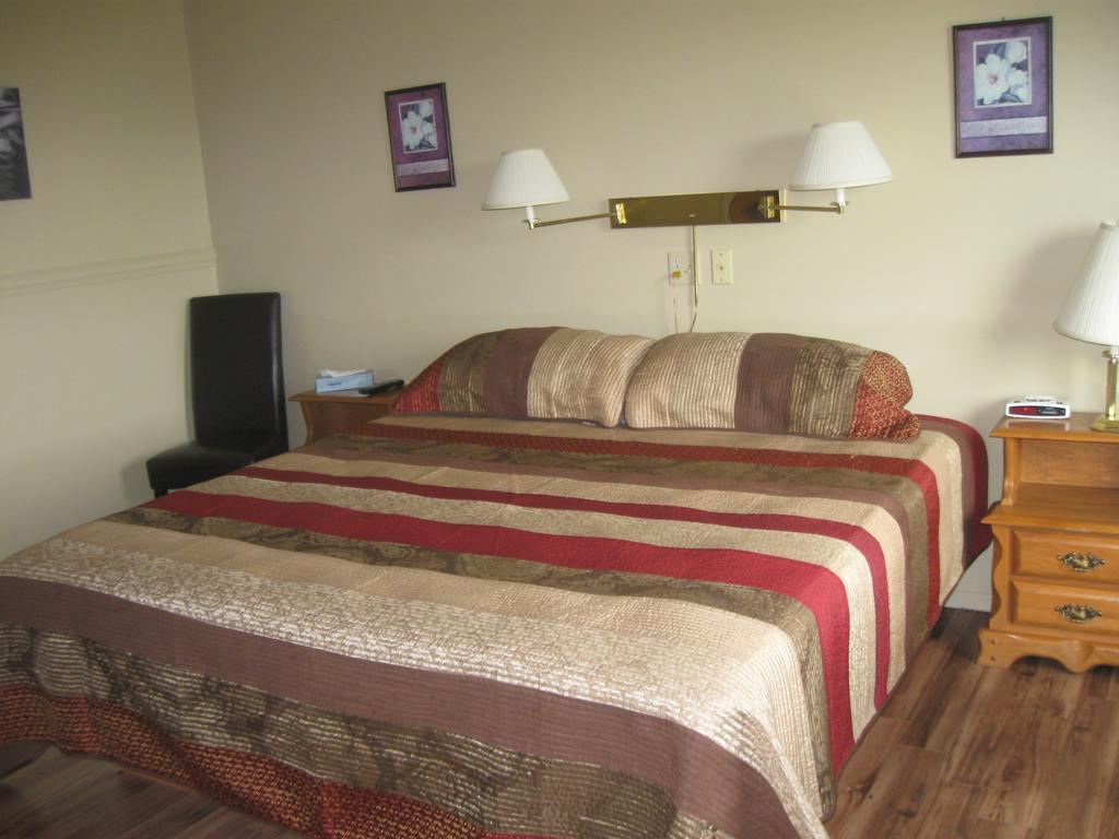 Motel De La Pointe Aux Bouleaux Baie-Sainte-Catherine Exteriér fotografie